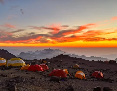 Unique Campsites – Stay at iconic base camps like Plaza de Mulas and Confluencia, with a vibrant international climbing community.