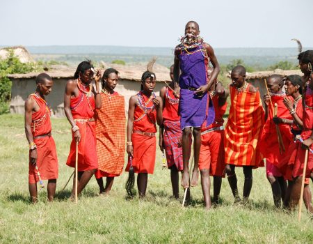 Cultural Encounters – Interact with the friendly local guides and porters, often from the Chagga community, who share their traditions and stories.